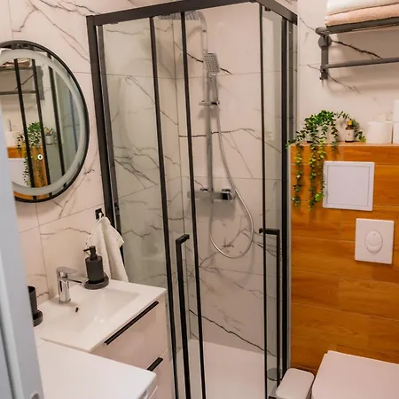 Apartament Paeninsula *