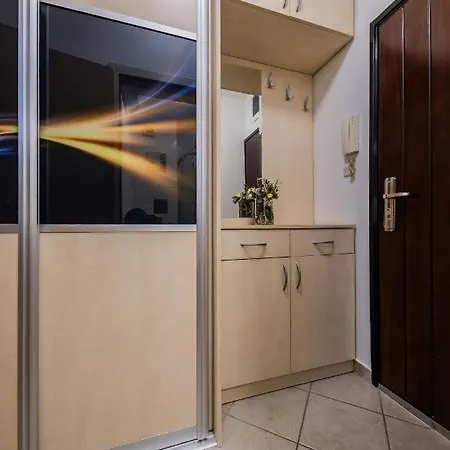 Paeninsula Apartment