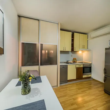 アパート Paeninsula